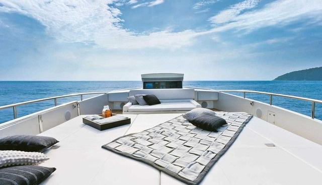 DORIS V yacht charter 5