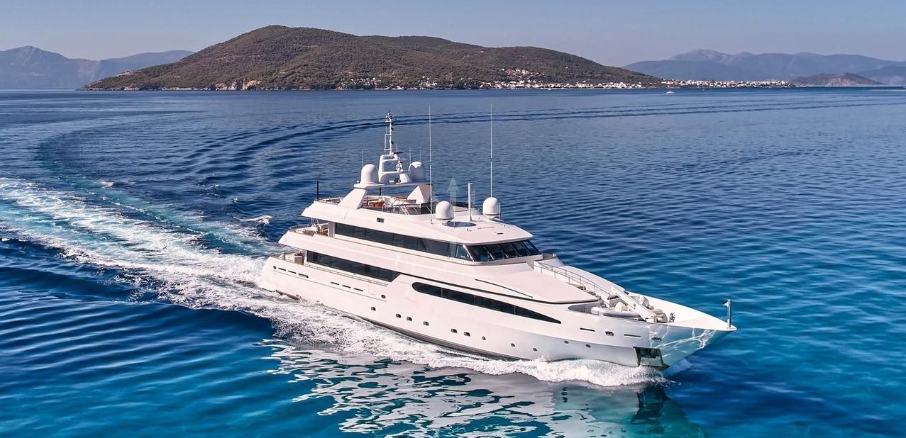 ARTEMISEA YACHT CHARTER yacht charter