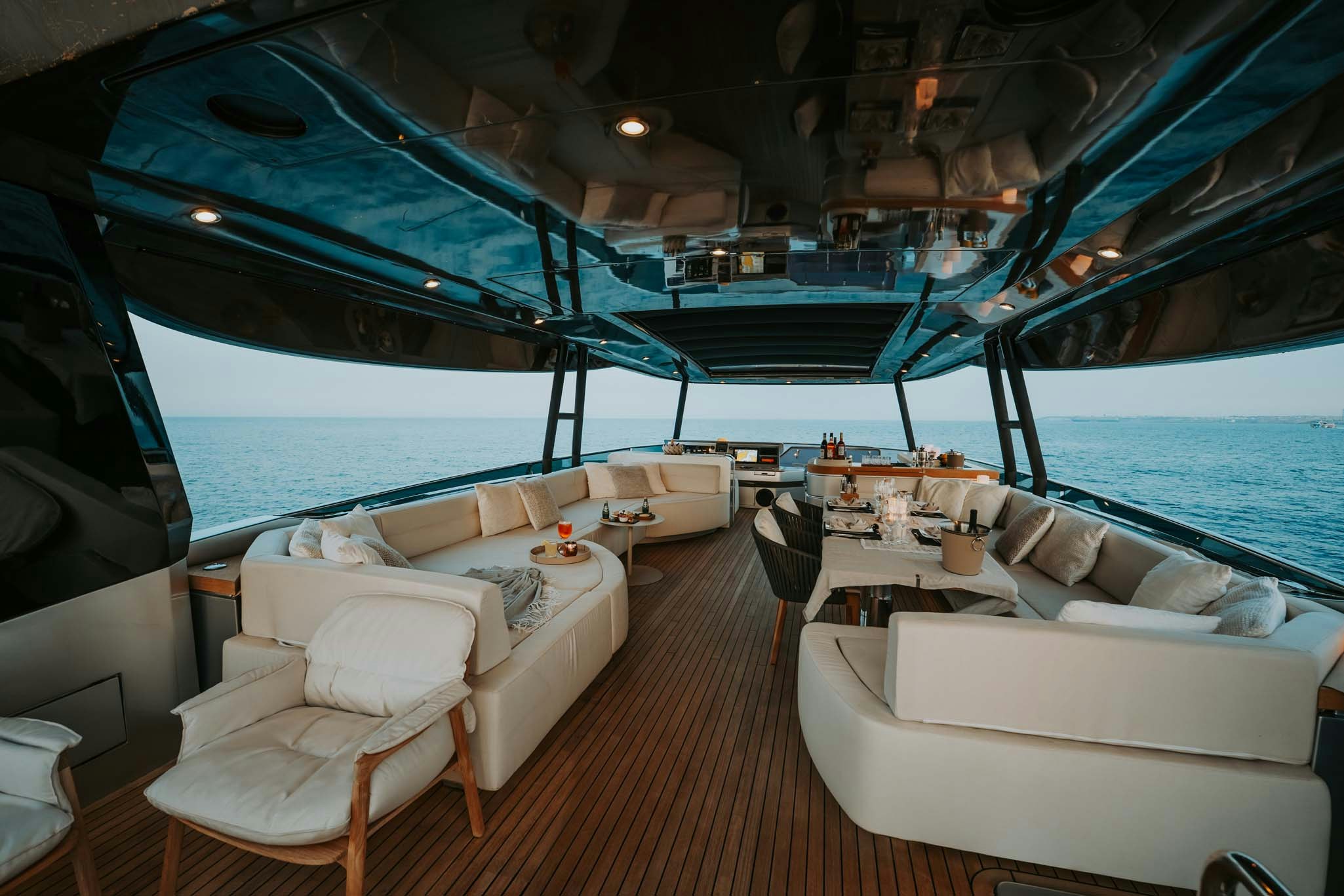 VENUS yacht charter 3