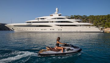 SEEK yacht charter 4