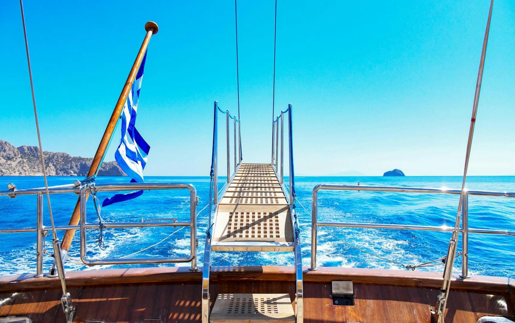 TAMARITA yacht charter 3