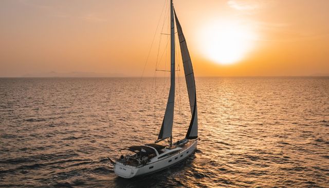 LIFE TIME yacht charter 5