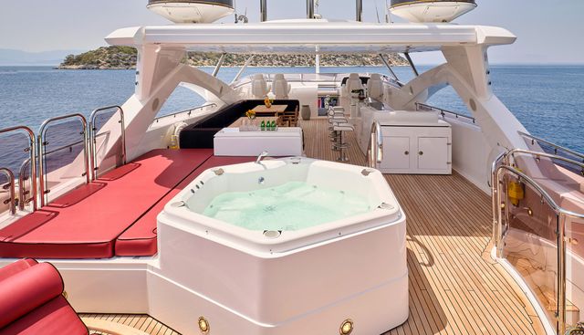 WHITE PEARL I yacht charter 4