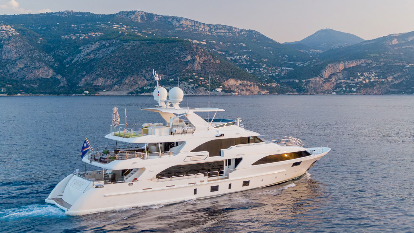 EDESIA YACHT CHARTER yacht charter