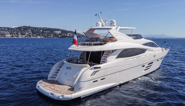 SKYRA yacht charter 5