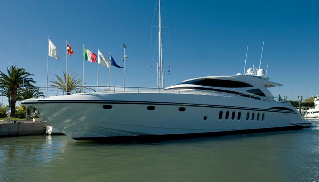LIBERTY III yacht charter 2