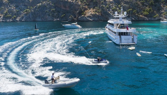 ALCOR yacht charter 5