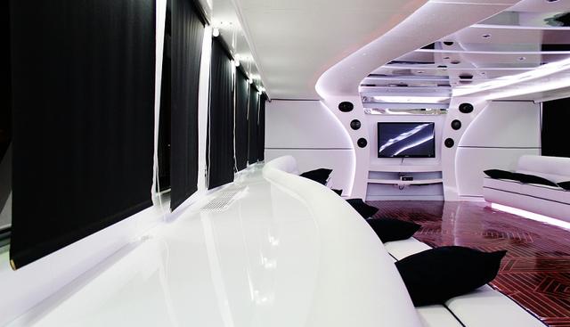 EMPROS 100 yacht charter 5