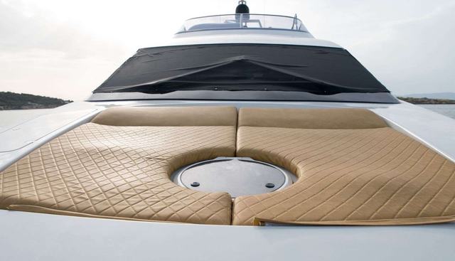 ESTIA ZEUS yacht charter 2