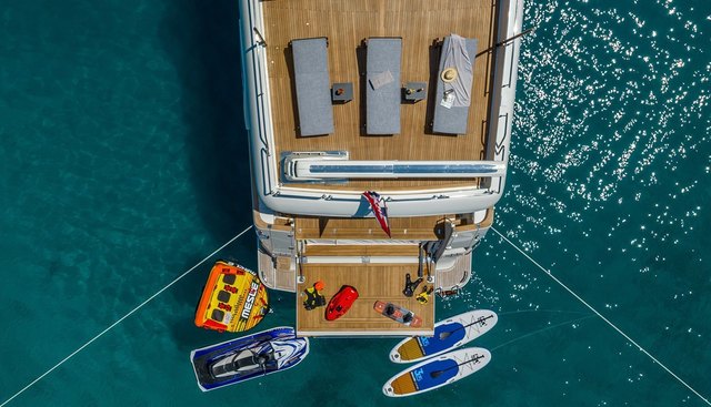 KLOBUK yacht charter 5