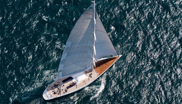 ADESSO yacht charter 3
