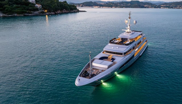 REGINA D'ITALIA yacht charter 2