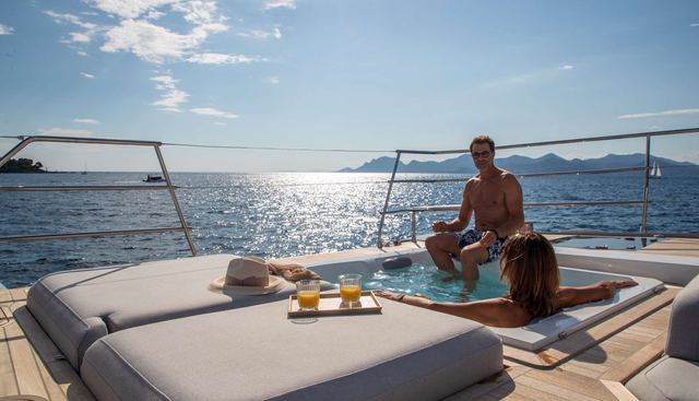 CHRISTAL MIO yacht charter 3