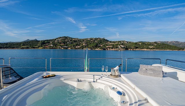 ETHNA yacht charter 4