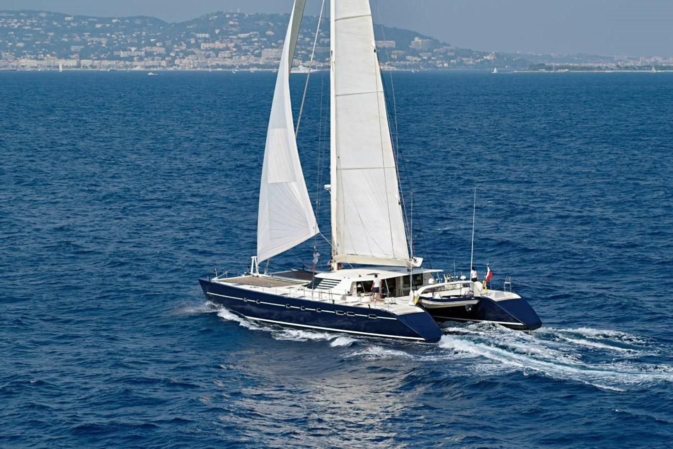 MIROVIA yacht charter 2