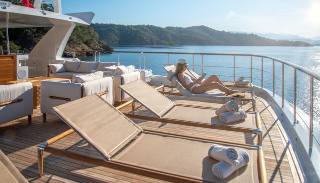SUNRISE yacht charter 3