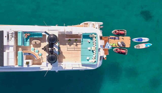 LOANA yacht charter 5