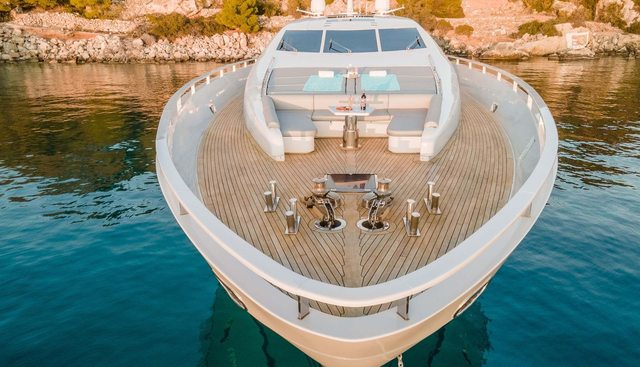 MAC yacht charter 3