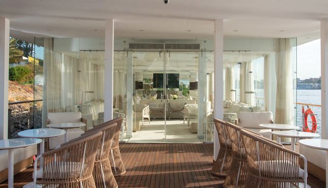 BERGE yacht charter 5