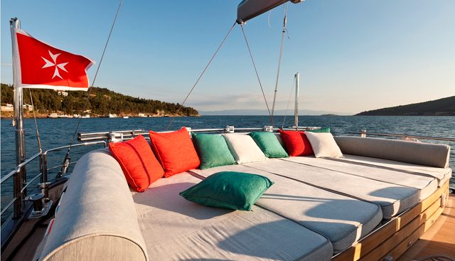 MERLIN yacht charter 4