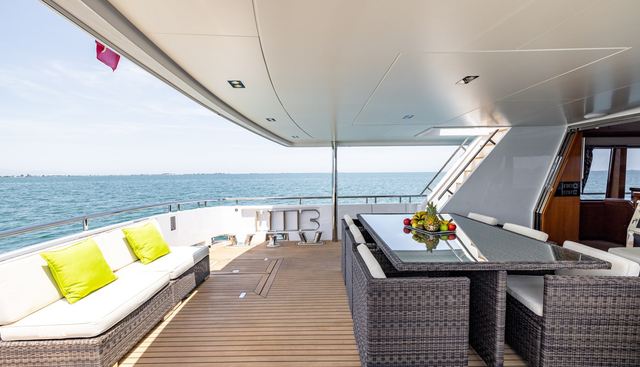 CAMENA II yacht charter 5