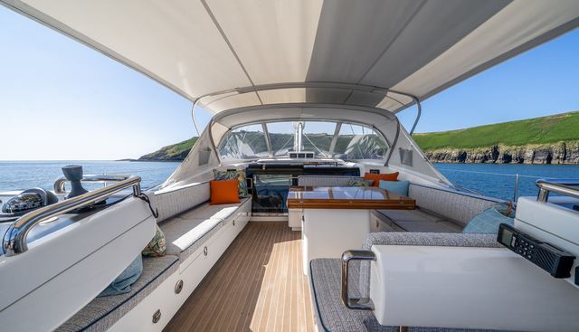 KARIBU yacht charter 5