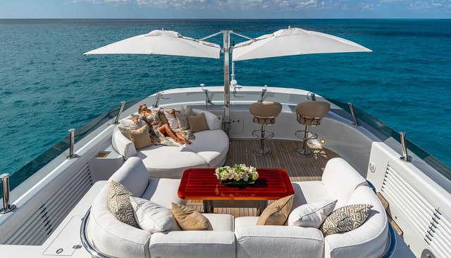 LUNARIS yacht charter 4