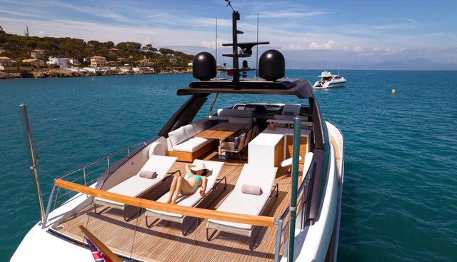 TRIPLE L yacht charter 3