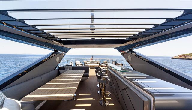 JUNIOR yacht charter 4