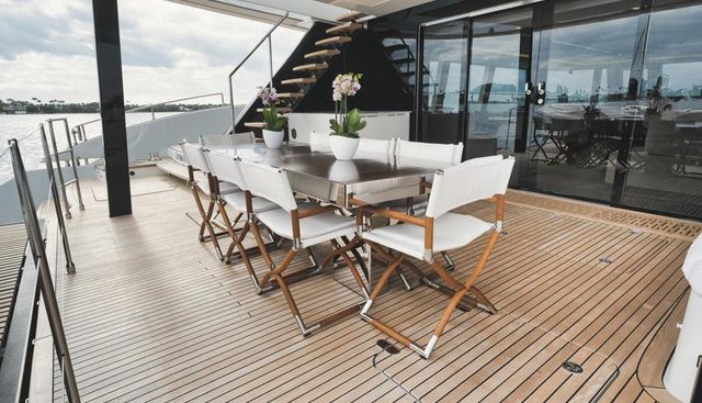 NJOY yacht charter 5