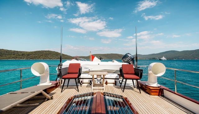 DILNISIN yacht charter 4