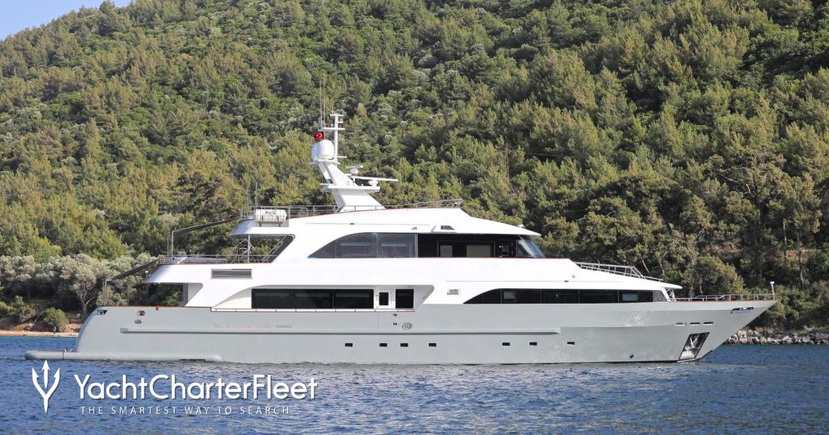 OTTAWA IV yacht charter 2