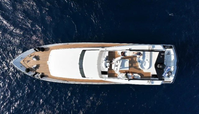 BELLINI yacht charter 4