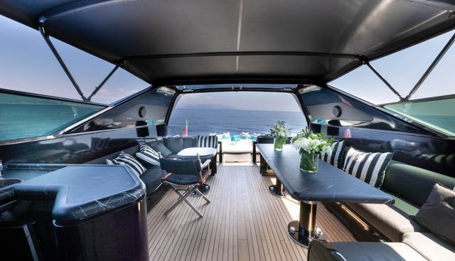 LAUREN V yacht charter 4