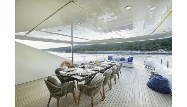 VETRO yacht charter 4