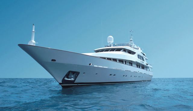IL SOLE yacht charter 3