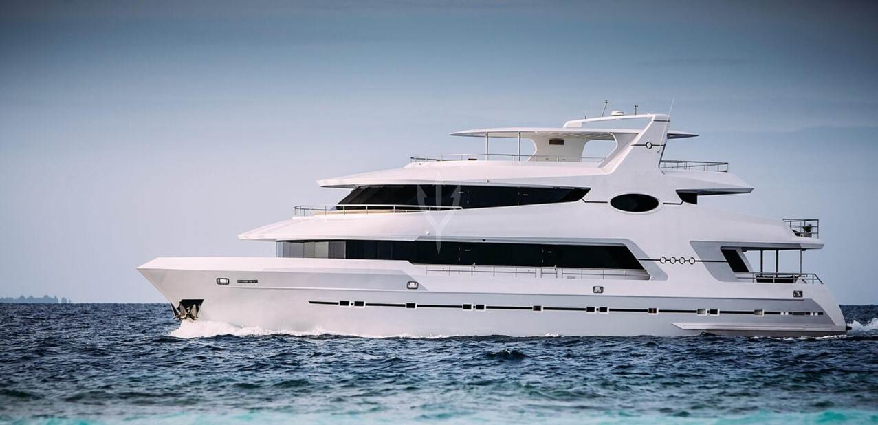 ALICE YACHT CHARTER yacht charter