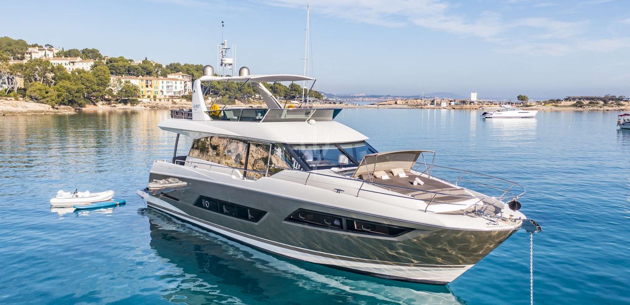 BLUE M YACHT CHARTER yacht charter