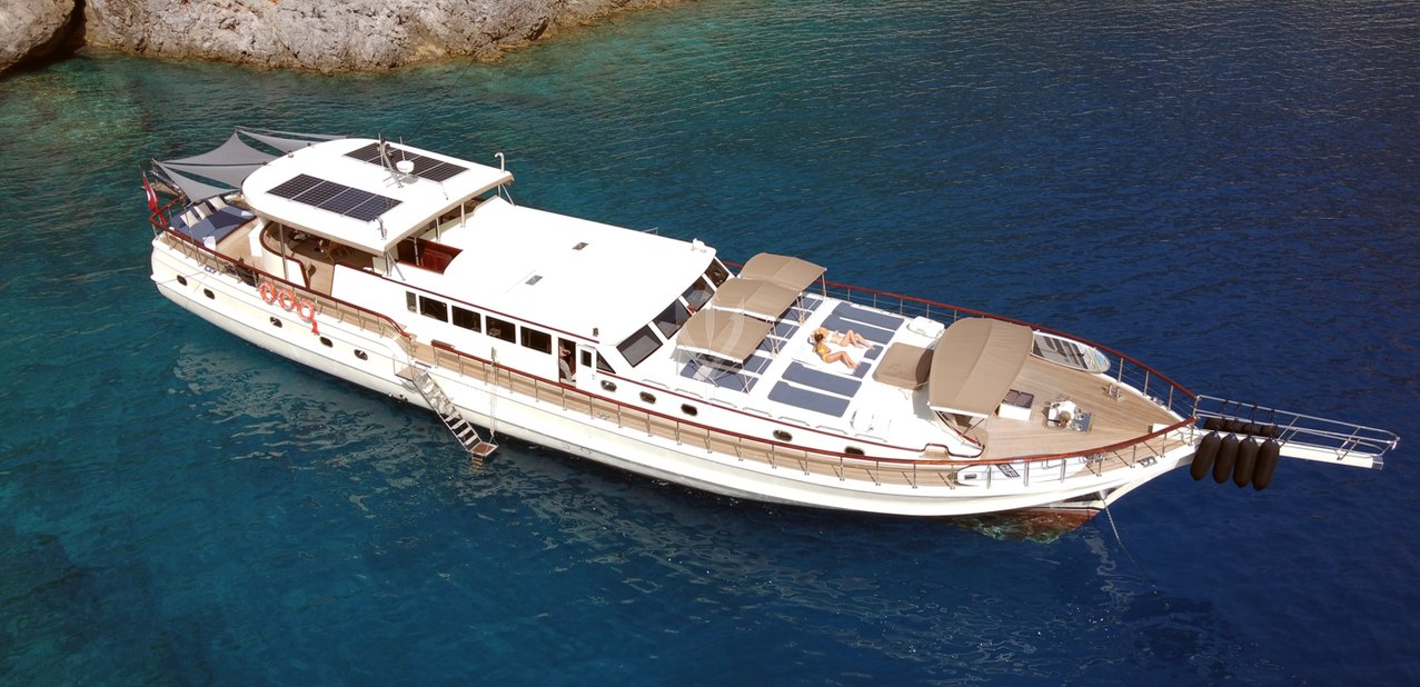 ALWAYS SMILE YACHT CHARTER yacht charter