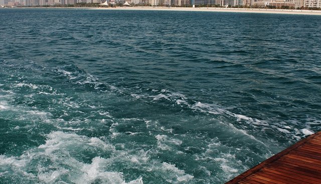EMPROS 100 yacht charter 3