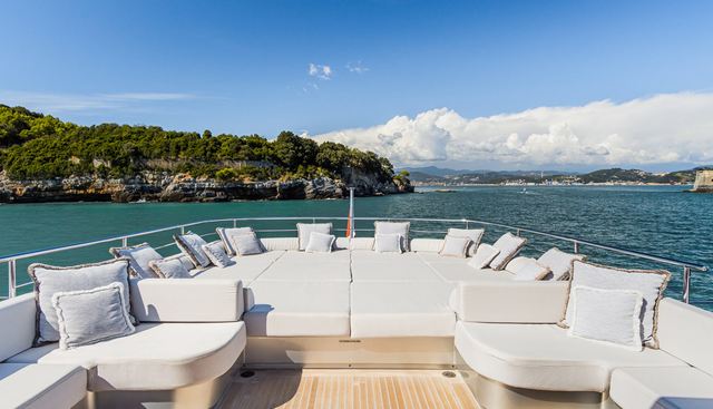SILVER WIND yacht charter 5