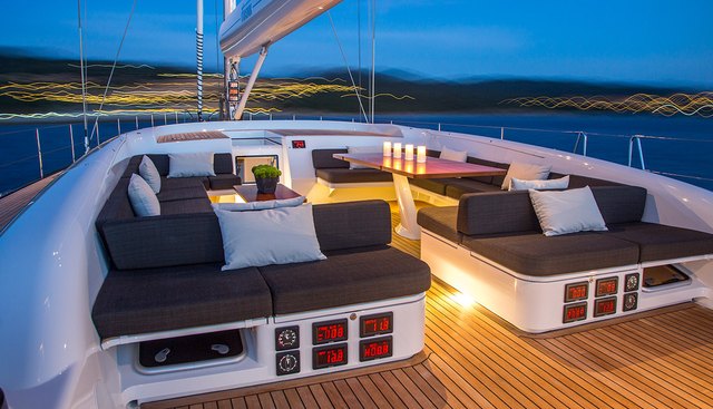 INUKSHUK yacht charter 3