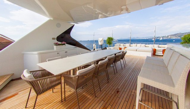 DARLING yacht charter 4