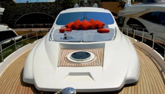 JR yacht charter 5