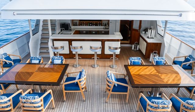 SYNTHESIS 66 yacht charter 3