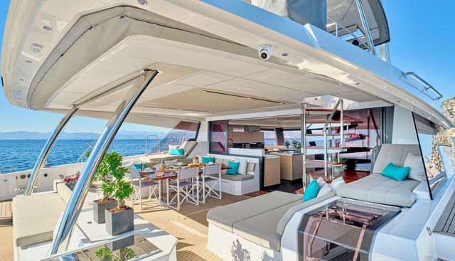 SUNMOON yacht charter 4