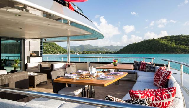 SLIPSTREAM yacht charter 4