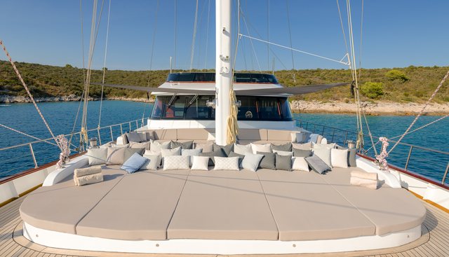 LADY GITA yacht charter 3