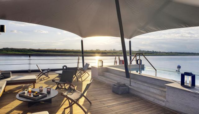 AQUA NERA yacht charter 2