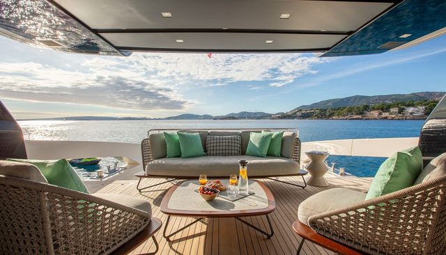 CLOUD IX yacht charter 5